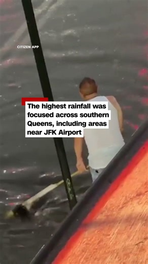Thunderstorms cause flash flooding in NYC