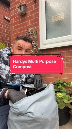 Hardys Multi Purpose Compost #tiktokmademebuyit #garden #gardentok #compost #gardening