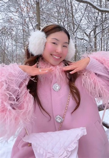 snow day grwm ❄️💖 products used: @glow sunscreen @dasique_usa dewy cushion 21N @Diorbeauty rosy glow blush 001 @Fenty Beauty diamond bomb how may carats @diorbeauty eyeshadow palette 936 sweet bouquet @KIKO Milano 3D hydro gloss 05 • • • grwm, asmr grwm, get ready with me, asmr makeup, im cold makeup, winter makeup, snowy makeup, frosty makeup #asmrgrwm #asmrmakeup #snowymakeup #imcoldmakeup #snowymakeup