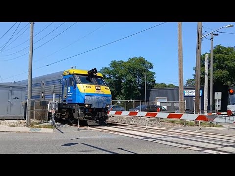 Worn Paint on Front But Good K5LL - LIRR EMD DE30AC 404 Leading Double Decker Trains Compilation