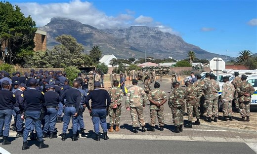 SANDF deployment supports policing, not a solution to crime: Cachalia - SABC News - Breaking news, special reports, world, business, sport coverage of all South African current events. Africa's news leader.
