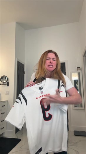 When you get the memo, the Bengals will make no changes. 🤦‍♀️ But you’re still going to be loyal to your team #nfl #cincinnati #footbal music credit @Harrison Butler