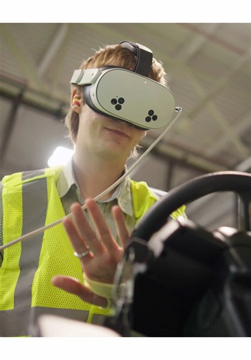 Using Stellantis' new virtual reality forklift simulator at its Sterling Heights Stamping Facility feels like playing a video game. But the technology has a nobler purpose than passing time and leveling up: Stellantis hopes it will help eliminate forklift-related injuries. 📹 by Justin Wan @justin_wan and Liam Rappleye, Detroit Free Press #stellantis #VR #virtualreality #tech #technology