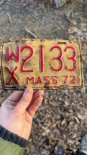 Finding a VINTAGE motorcycle plate!