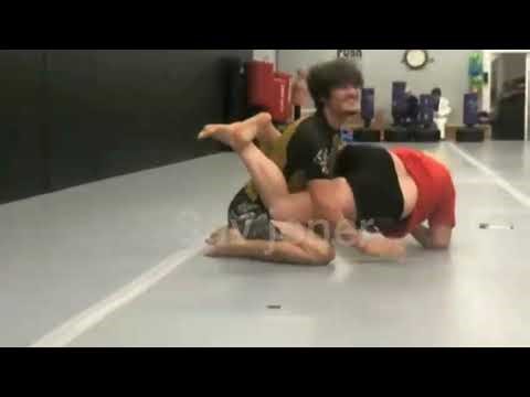 Female Fighters Clash 😈 Grappling Showdown