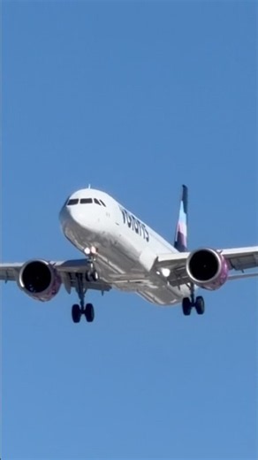 Volaris Airbus A321Neo (XA-VSM) arrives in Las Vegas #volaris #airbusa321neo #planespotting #klas