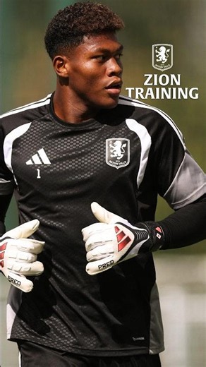 Zion Suzuki's first training session 🔥