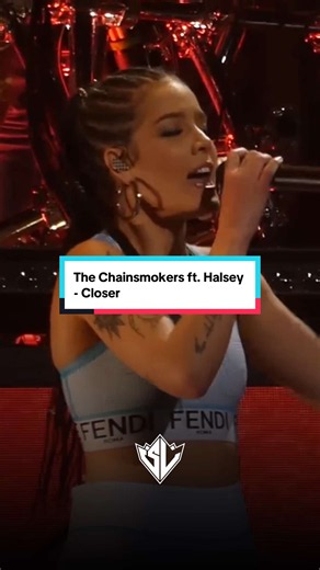 The Chainsmokers ft. Halsey - Closer (Live Performance)