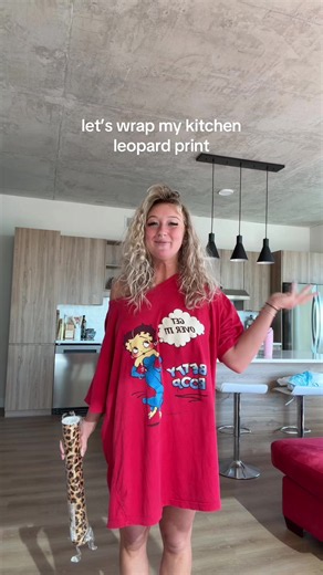 Leopard Print Kitchen Wraps: How to Wrap Kitchen Cabinets for a Leopard Wall Look