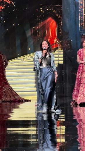 Sehar Gul Khan Shines at HUM Bridal Couture Week