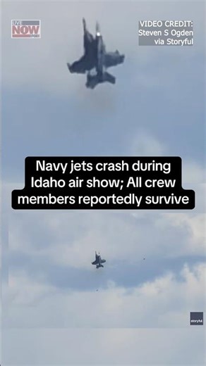 Navy jets crash during air show
