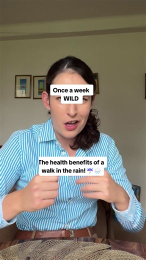 Walk in the Rain: Health Benefits & How to Enjoy a Rainy-Day Walk