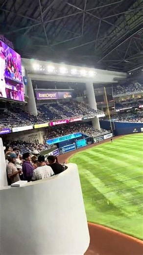 Yankees Vs Marlins #baseball