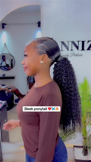 Sleek Ponytail Tutorial for Gorgeous Hairstyles