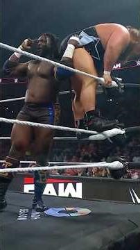 The Ruler is UNTOUCHABLE 😮‍💨💪 #WWERaw