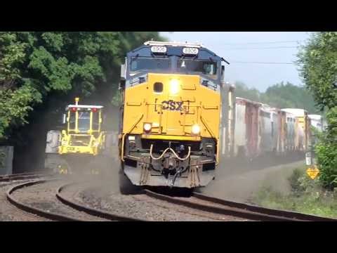 Im Standing Between 2 Fast Trains! CSX SD70ACe-T4 Unit! Train Meets Balast Cleaners CSX HU and More!
