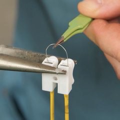 How do you check if the LED strip is functional💡
