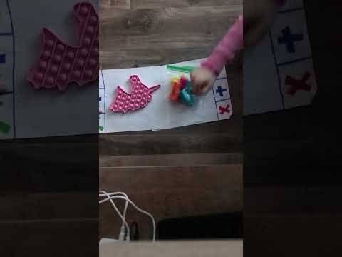 Fidget trading with my sister(I got scammed!)