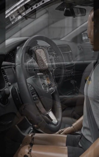 How Does an Airbag Inflate So Fast? 💥😳