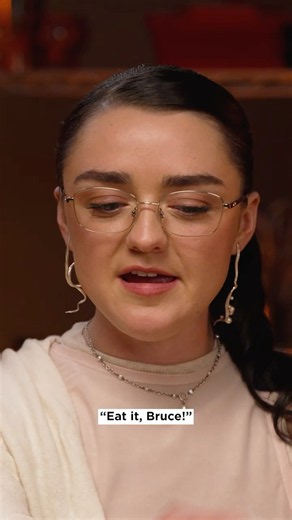 Maisie Williams Took One Look at This Cake and Thought of Matilda 😂