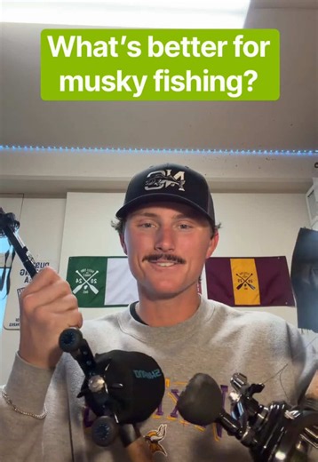 What is the better reel for musky fishing? What do you guys prefer and why? Let me know! YouTube: @noahchmi #fishing #fish #musky #muskyfishing #fishingtips