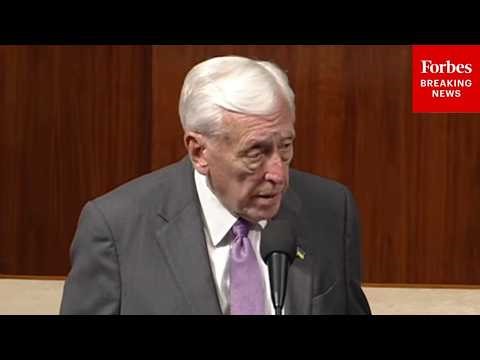 'This Legislation Is Essential': Steny Hoyer Breaks From Dems, Urges Extension of FISA