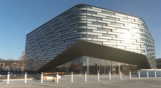 Omaha Central Library opens to public