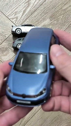 Car Logos with small cars #carlogos #cars