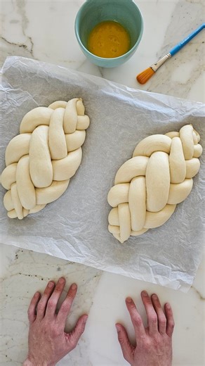 While I’m building something much bigger behind the scenes… Tomorrow I’m sharing a 5-strand braiding tutorial, pure technique, step by step. The big project is about pushing boundaries. This one is about mastering foundations. Are you ready for it!? See you tomorrow. | Challah Prince