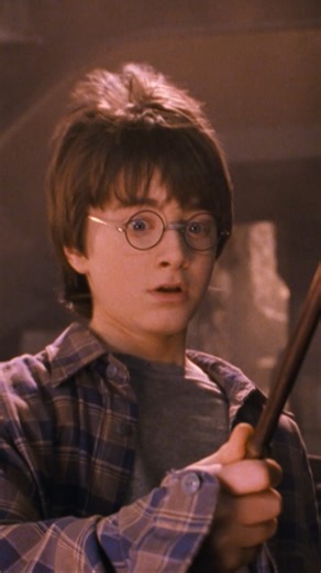 HBO Max Deutschland on Instagram: "Get ready, Germany & Italy! ✨ HBO Max lands on January 13th with all the Harry Potter movies. Magic awaits! 🧙‍♂️ Macht euch bereit, Deutschland & Italien! ✨ HBO Max startet am 13. Januar mit allen Harry Potter Filmen. Die Magie erwartet euch! 🧙‍♂️ Preparatevi, Germania e Italia! ✨ HBO Max arriva il 13 gennaio con tutti i film di Harry Potter. La magia vi aspetta! 🧙‍♂️"