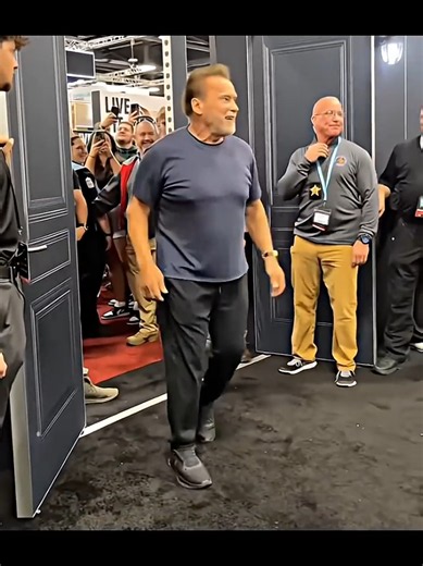 Arnold Schwarzenegger is legends bodybuilder (ARNOLD SCHWARZENEGGER PRIME) #ARNOLD #foryou #gym #fyp #mrolympia