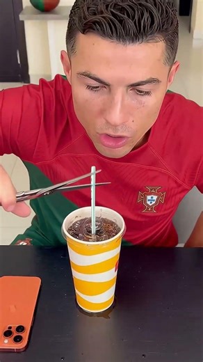 Unbreakable Straw vs Haaland, 🥤#football #ronaldo