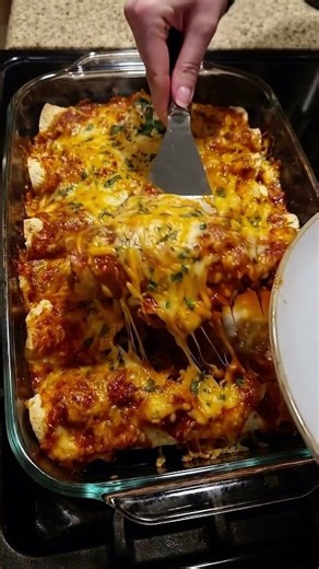 🌮🧀 Cheesy Baked Beef Enchiladas | Easy Ground Beef Enchiladas with Red Sauce