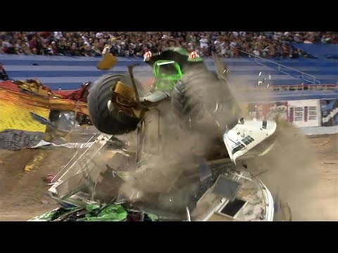 Monster Jam Crashes and Carnage WORLD FINALS