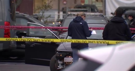 WA leaders call for accountability after 2 people shot by Border Patrol in Portland