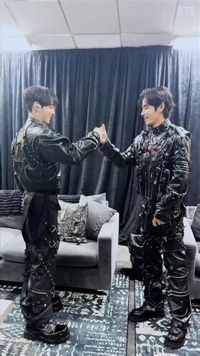 뷔X정국 핸드사인 연습 🤝 #BTS #방탄소년단