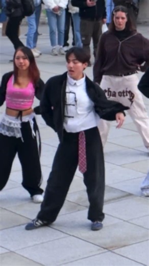 🇦🇹Kpop in Public - KATSEYE Gameboy