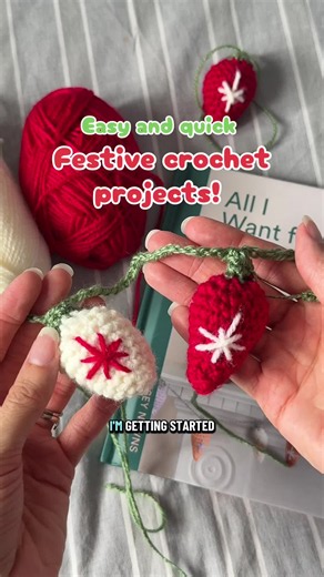 Using up extra yarn and getting into the festive spirit with these cute vintage Christmas lights! Such an easy pattern to follow and they look so cute 🎄🎅 @HarperCollinsUK #christmas #crochet #christmasdecorations #diychristmasdecor #diychristmascrafts