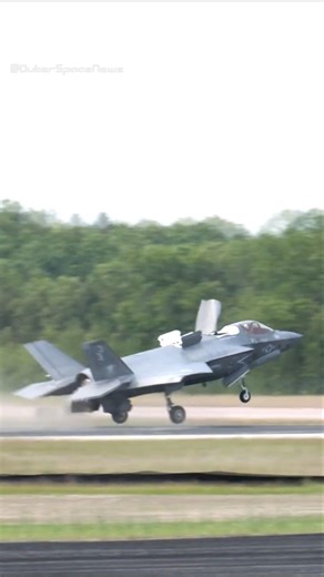 Watch an Armed F-35 Launch