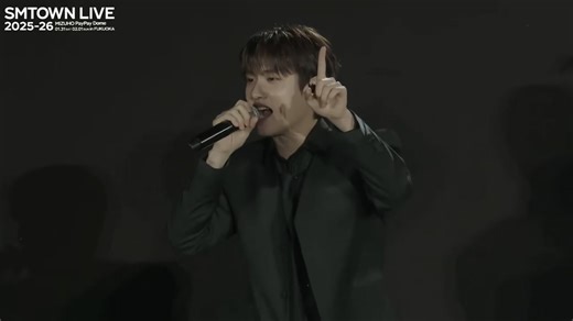 EXO - PETERPAN at 2026 SMTOWN LIVE in FUKUOKA DAY 2 🫶🏻💗 #fyp #exo #exol #kpop #xyzcba