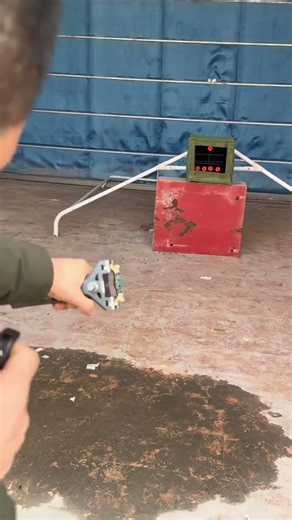 Precision Slingshot Action