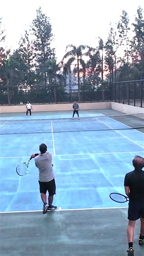 Beautiful Angle on That Backhand Winner 🎯🎾 #TennisShorts #BackhandWinner #AngleShot #TennisReels