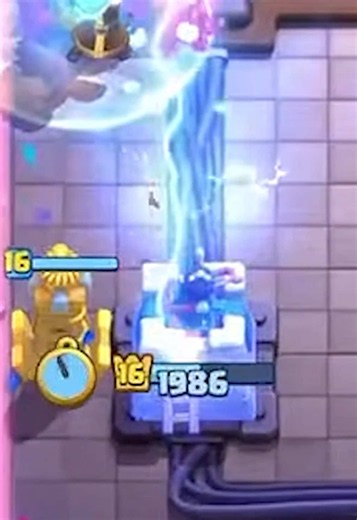 Clash Royale: Epic Clutch Play for a Victorious Win!