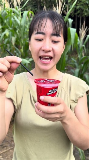 You should drink water using a straw #bushcraft #shorts #survival #camping