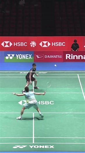 Too smooth at the net #shorts #badminton #BWF