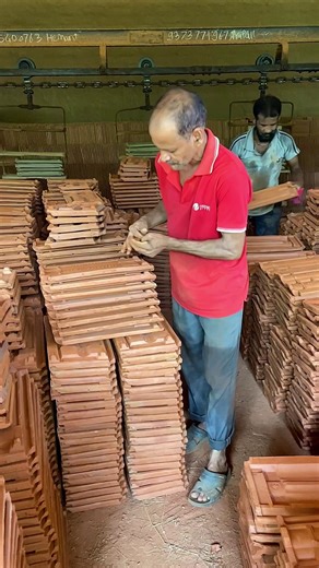 How are Clay Roof Tiles made inside the factory | Indian Factory Club