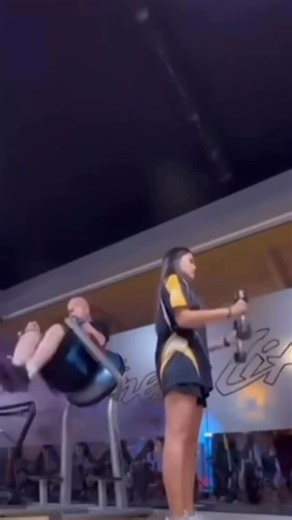 Daily Meme on Instagram: "😂 A historic Powerball moment unfolded as a winning ticket sold in Arkansas claimed one of the largest lottery jackpots ever recorded in the United States. The prize had been growing for weeks, capturing national attention as excitement built with every drawing. The jackpot was valued at nearly $1.8 billion, with an estimated cash option of more than $830 million, placing it among the biggest lottery wins in U.S. history. The winner now faces a life-changing decision b