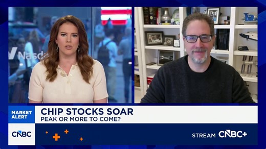 Bernstein's Stacy Rasgon breaks down the 'interesting divergences' in chip stocks