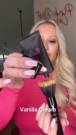 Description Build-able, ultra long-wear, lightweight, and ultra-hydrating liquid foundation! Great for normal to dry skin types. Light diffusers and botanical extracts soften fine lines and wrinkles, while dramatically reducing the appearance of skin imperfections. Hypoallergenic, mineral oil-free, talc-free, dye-free, paraben-free. Shades Overview Linen (Lightest/Coolest) - Lightest shade. Beautiful, soft porcelain undertones. Tender Beige - Light to medium skin tones, with cool undertones. Per