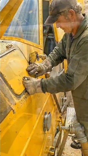 How aerial spraying with a small plane works. #agriculture #spraying #drones #crops #processes